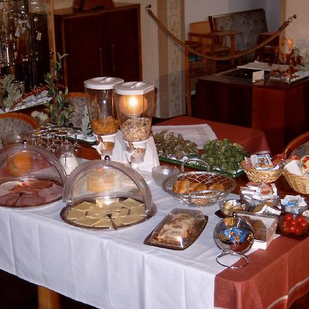 Hotel Pizzeria Venezia Sohren المظهر الخارجي الصورة