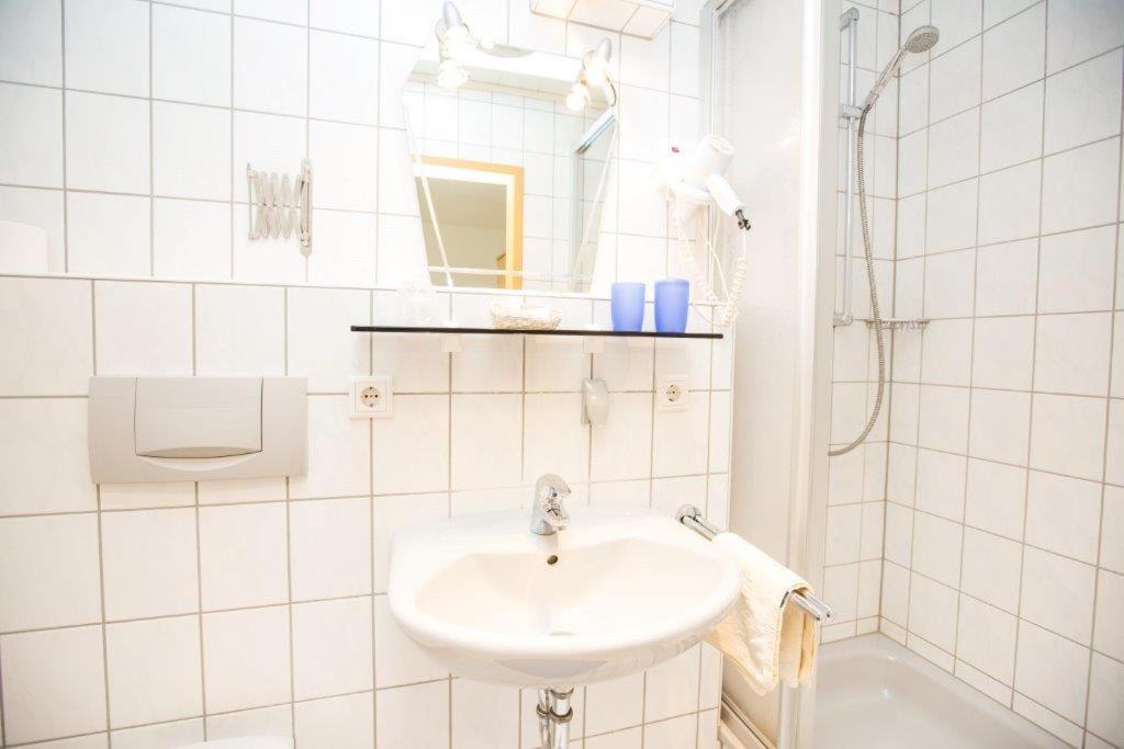 Hotel Pizzeria Venezia Sohren المظهر الخارجي الصورة